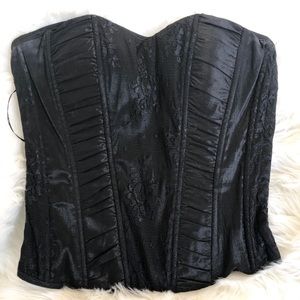 Black lace corset. Small